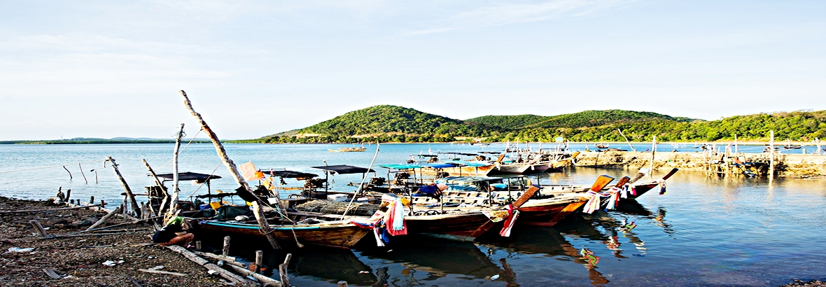 Private longtail boat Koh Yao Yai Tours at sunset